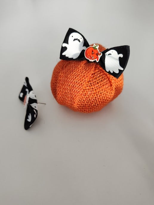 Jack-o'-lantern Pumpkin Ribbon Stud Earrings